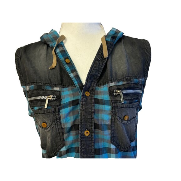 Bluette moto/grunge style sleeveless button up shirt w/hoodie size M, pre-loved - Picture 3 of 12
